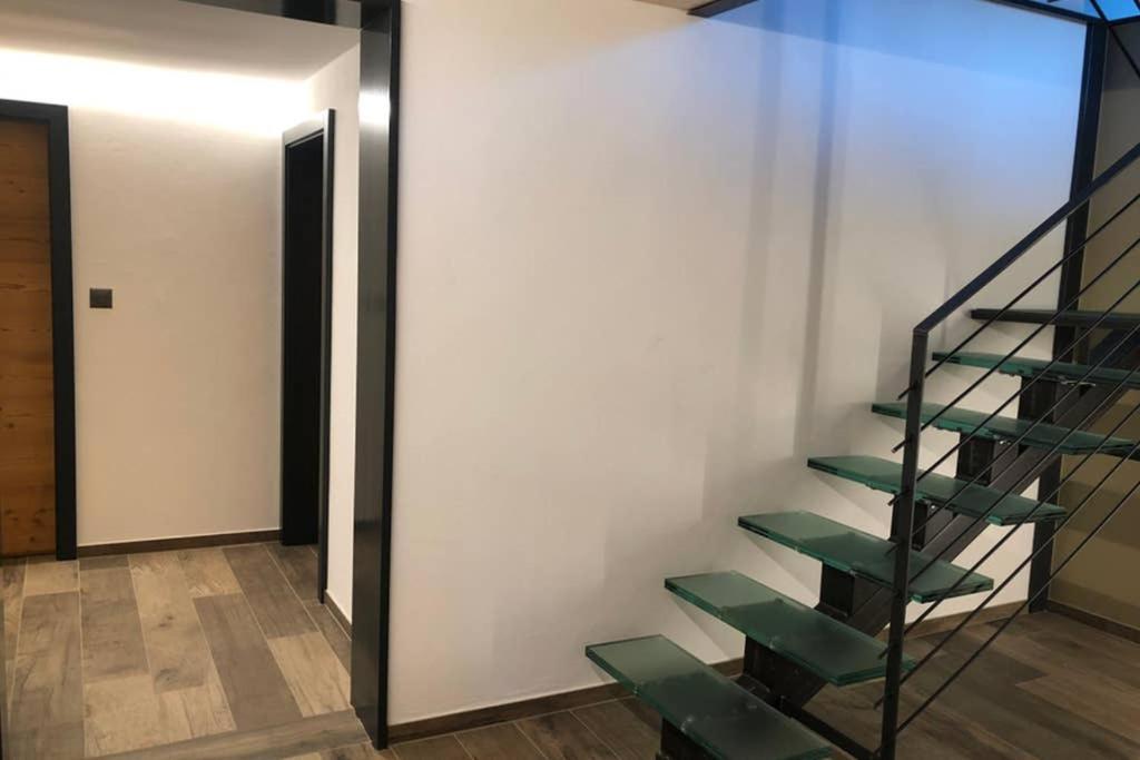 Grand Appartement Avec Terrasse A Chez-Les-Reuses Orsières Εξωτερικό φωτογραφία