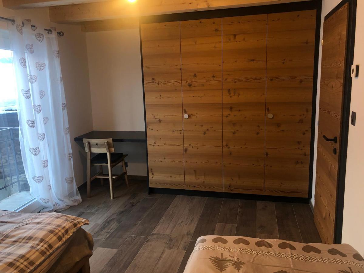 Grand Appartement Avec Terrasse A Chez-Les-Reuses Orsières Εξωτερικό φωτογραφία